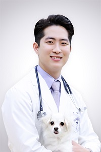 김성훈 24시 해마루동물병원 응급중환자의료센터 부장 