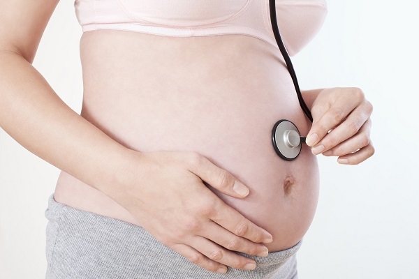 임신중독증은 산모와 태아 모두를 위협하는 치명적인 질환으로 사전 검사를 통해 위험도를 체크하고 대비에 나서는 것이 좋다(사진=클립아트코리아).