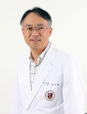 강신혁 교수