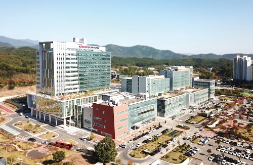 칠곡경북대병원이 대구광역시로부터 ‘지역장애인보건의료센터’로 지정, 해 하반기부터 본격 운영에 들어간다.
