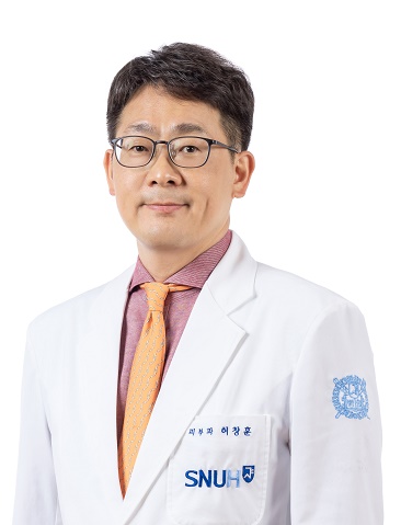 Giáo sư bệnh viện đại học Seoul Bundang Huh Chang Hun